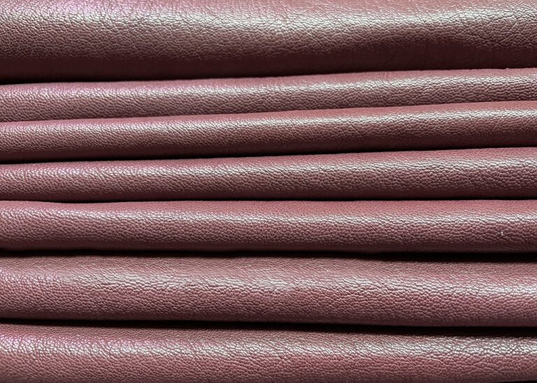 Standard Capra Granulosa leather in crimson red