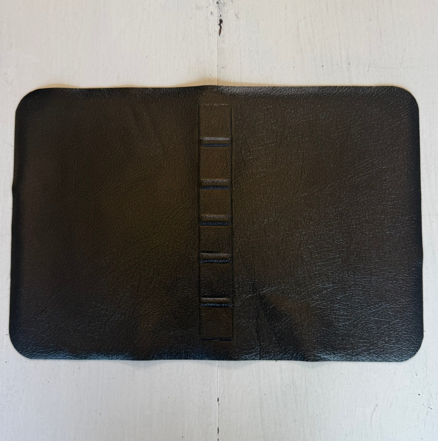 Raised Hubs Black Leather